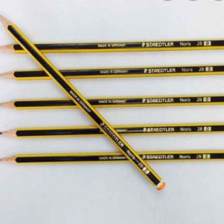 1 cây bút chì Đức 120