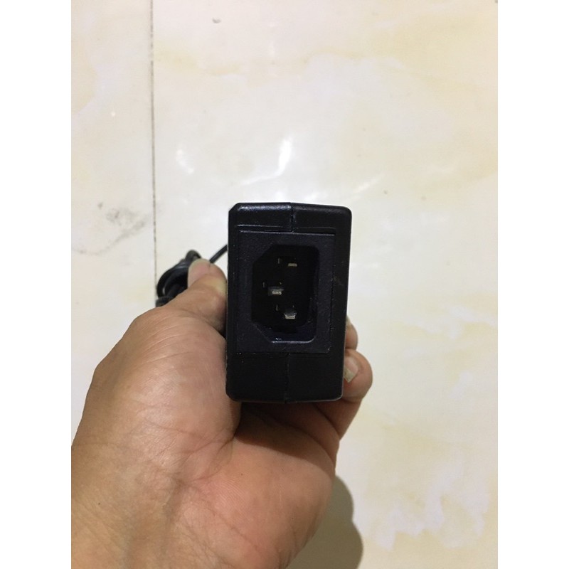 Nguồn 24v 2.5a với 12v 4A