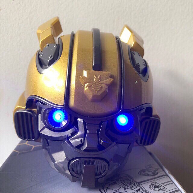 Loa bluetooth robot Bumblebee Transformer Bass siêu chất