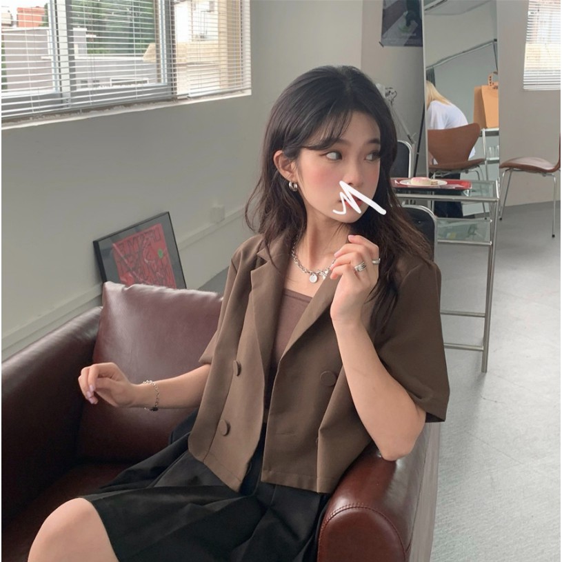 [Mã SKAMCLU7 giảm 10% tối đa 50K đơn 0Đ] Blazer Cộc Tay Dáng Ngắn Có Kèm Áo Croptop | BigBuy360 - bigbuy360.vn