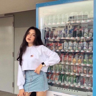Áo croptop thụng thêu cờ mỹ