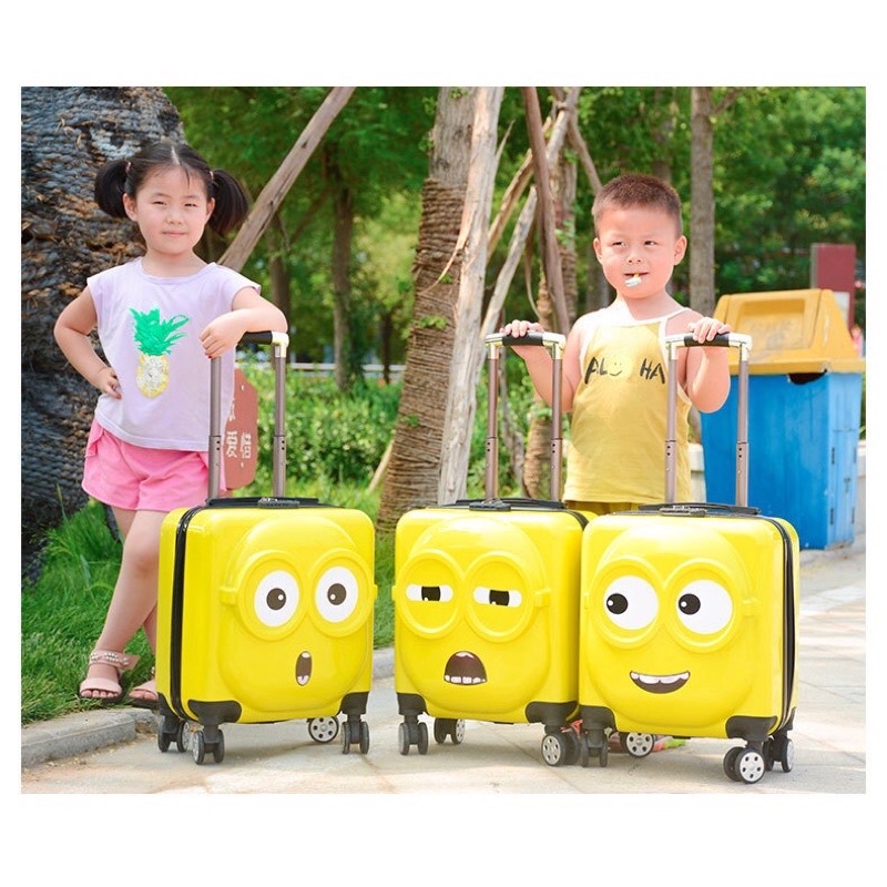 Vali Minion 3D cho bé gồm 3 sticker cảm xúc size to, khoá số