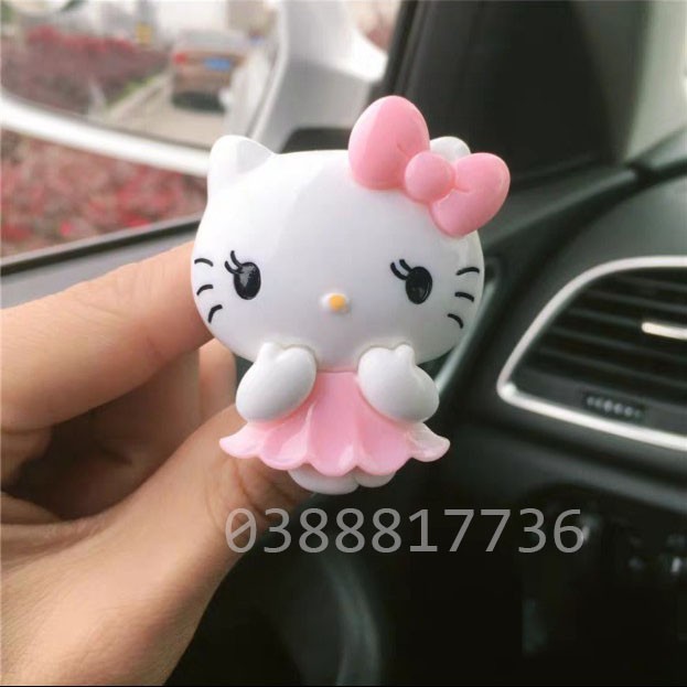 Sáp thơm ô tô cài cửa gió hình mèo Kitty, Đô rê mon