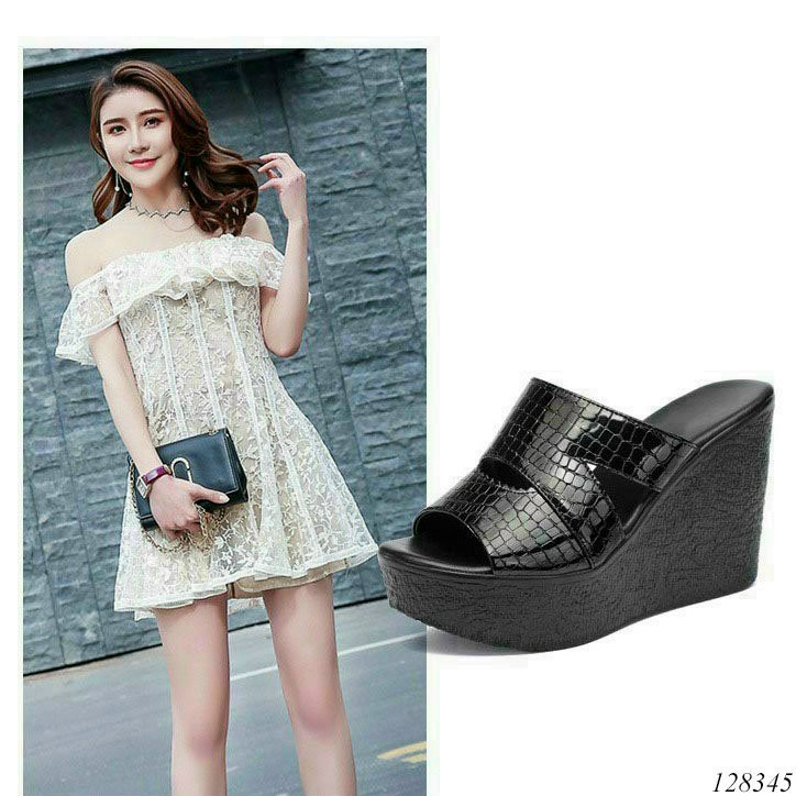 Dép xuồng da sần sang chảnh