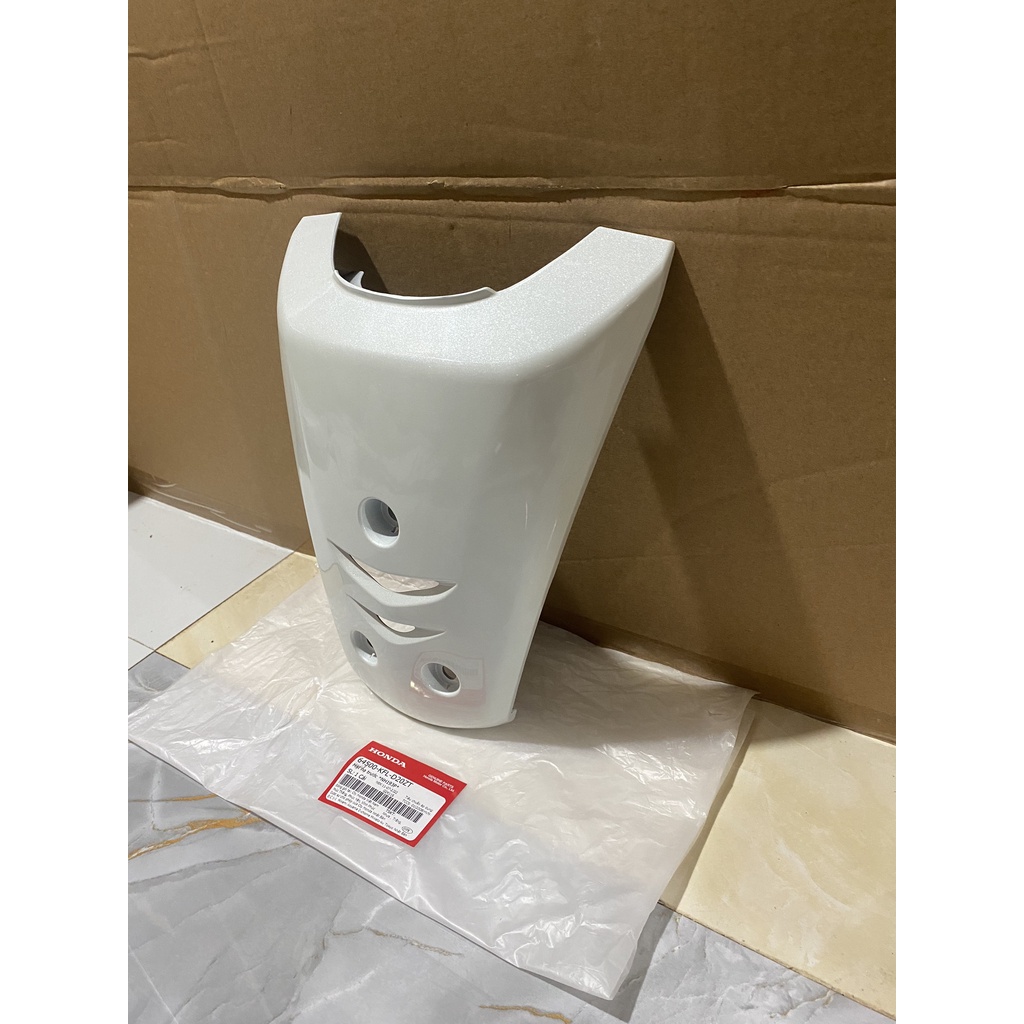 Bộ mặt nạ trước  HONDA WAVE ZX năm 2004 màu Trắng bạc. 64500KFLD20ZT