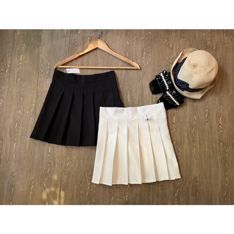 CHÂN VÁY TENNIS ĐEN TUYỀN CÓ QUẦN TRONG