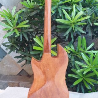 ĐÀN GHITA ĐIỆN - MÔ HÌNH GỖ