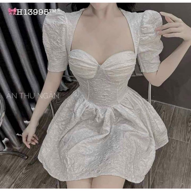 VÁY CÚP NGỰC TAY GẤM XỐP DÁNG XOÈ LYIKXmt