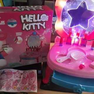 Đồ chơi bàn trang điểm Hello kitty