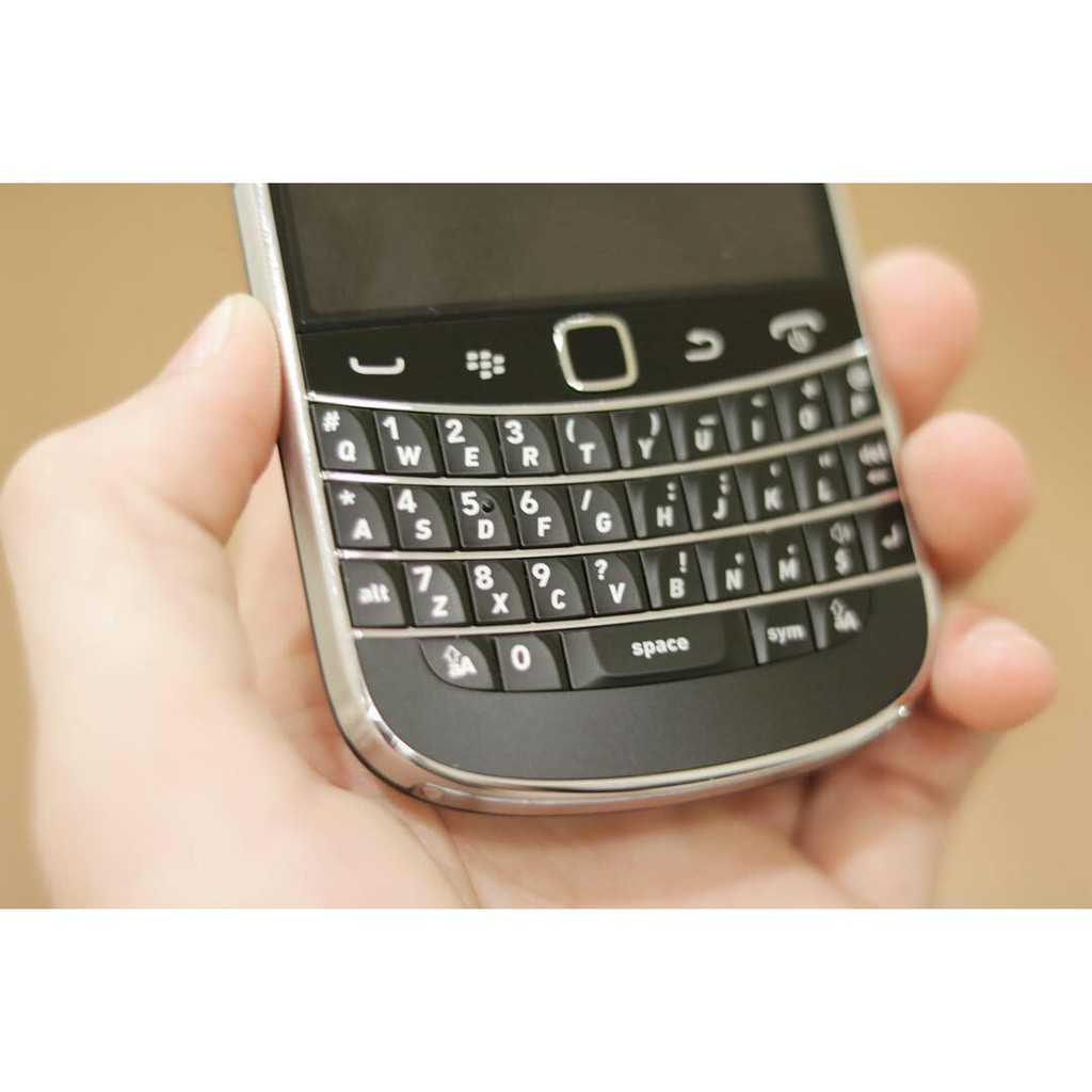 Điện thoại BlackBerry Bold 9900 ! Máy tồn kho New Nobox ! Cực Chất ! | BigBuy360 - bigbuy360.vn