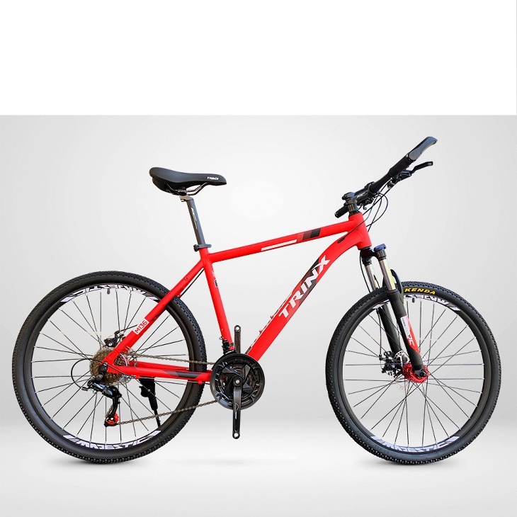 Xe đạp địa hình TrinX M136, Khung sườn hợp kim nhôm, Bộ truyền động Shimano, Bánh xe 26x1.95"27TPI, Màu trắng đỏ