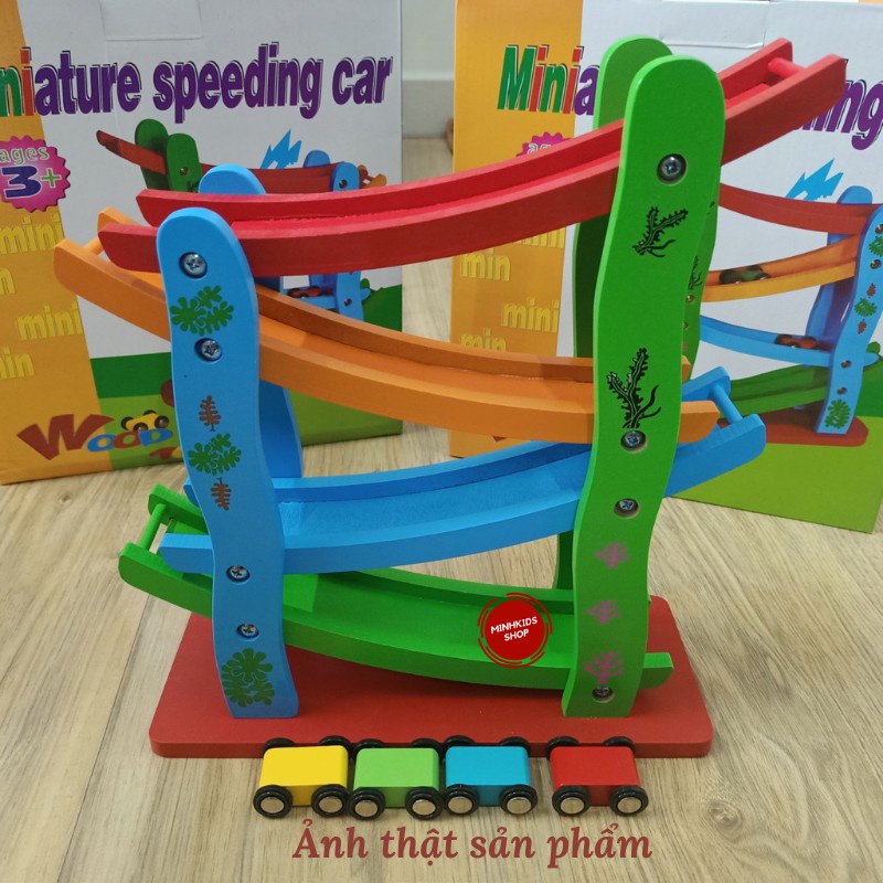Đồ Chơi Xe Cầu Trượt 4 Tầng tặng kèm 4 Ô tô Bằng Gỗ Dành Cho Bé, AKA Store
