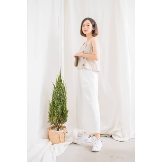 áo sát nách cổ vuông