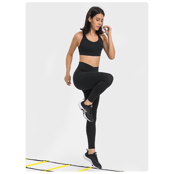 Áo Ngực Thể Thao Cao Cấp Lululemon Free Tobe Zen Bra Áo Tập Gym Yoga Có Sẵn Mút Lót