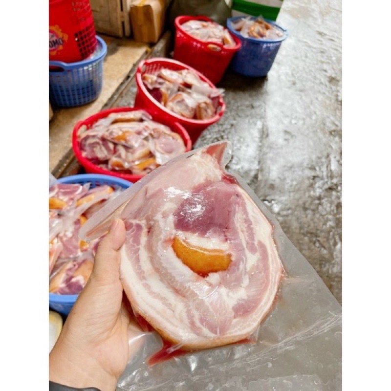 Heo rừng cuộn lai tươi ba rọi túi 1kg (giao tphcm)