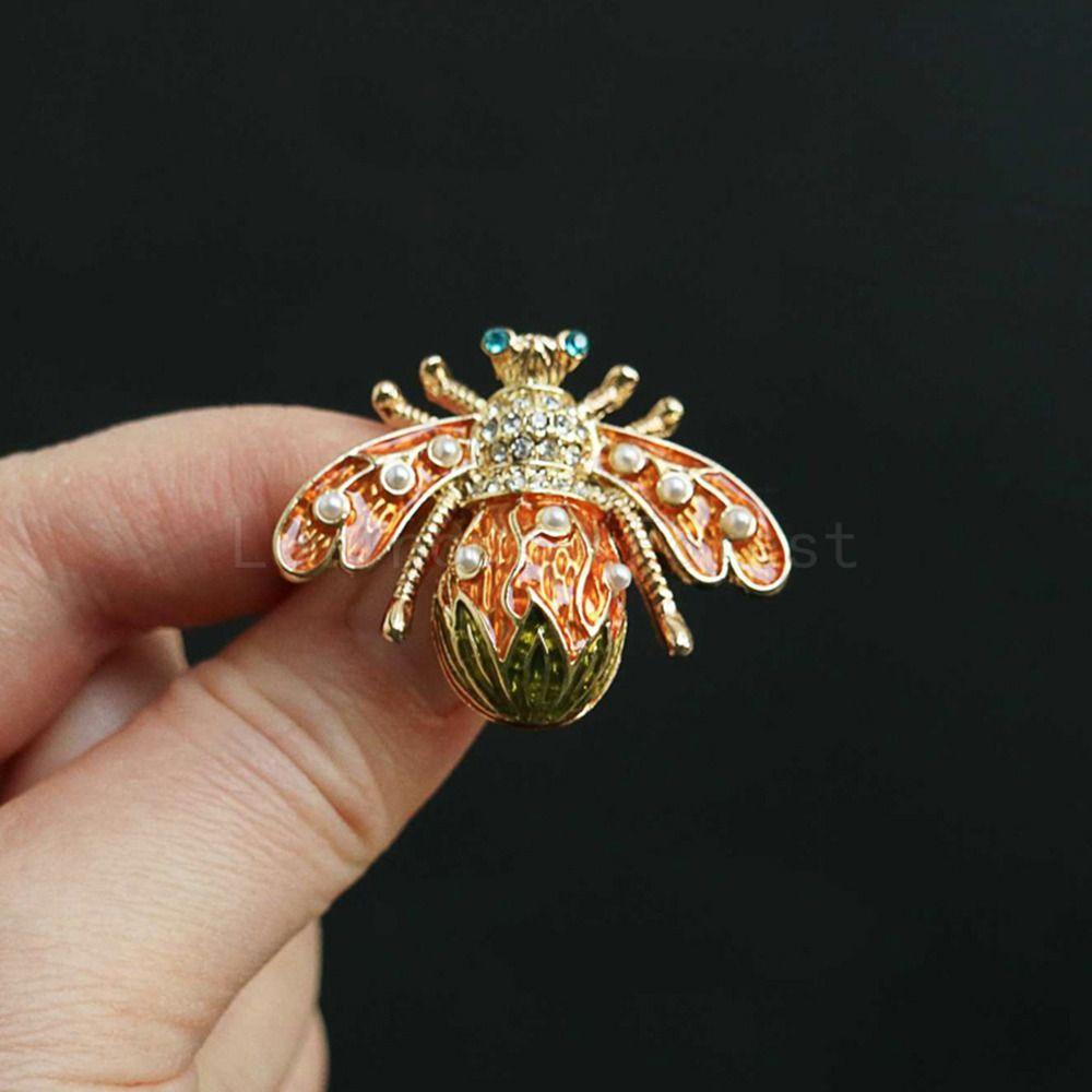 Ghim Cài Áo Hình Côn Trùng Bằng Hợp Kim Màu Ngà Dễ Thương