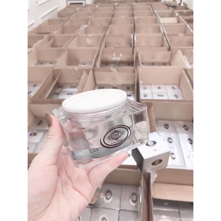 Kem dưỡng body cao cấp pb
