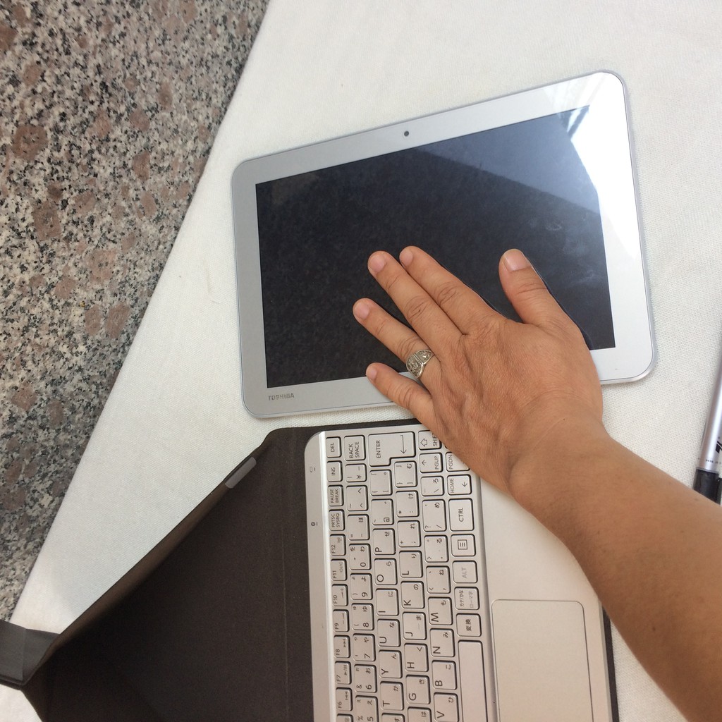 Máy tính lai Toshiba Dynabook Tab S50 | BigBuy360 - bigbuy360.vn