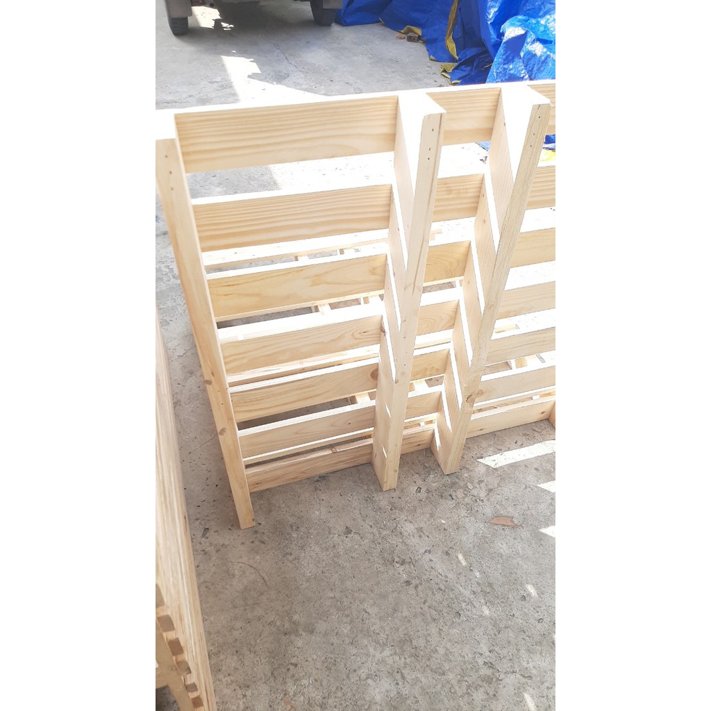 Giường Ngủ Pallet Gỗ Thông Gấp Gọn