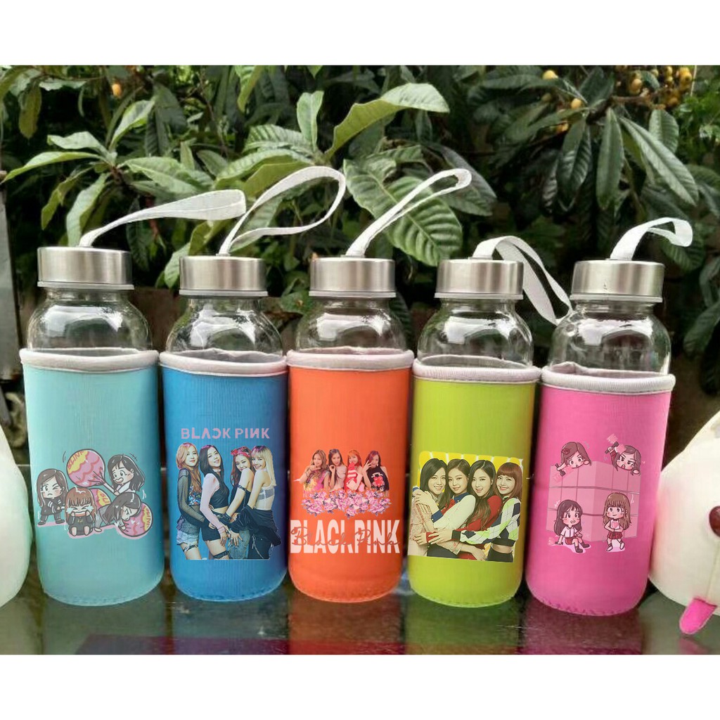 Bình nước blackpink thuỷ tinh có dây xách BNVI4 chai nước hoạt hình bọc vải cute dễ thương 350ml