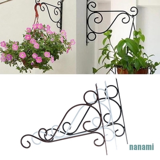 Móc treo chậu hoa bằng sắt tiện dụng