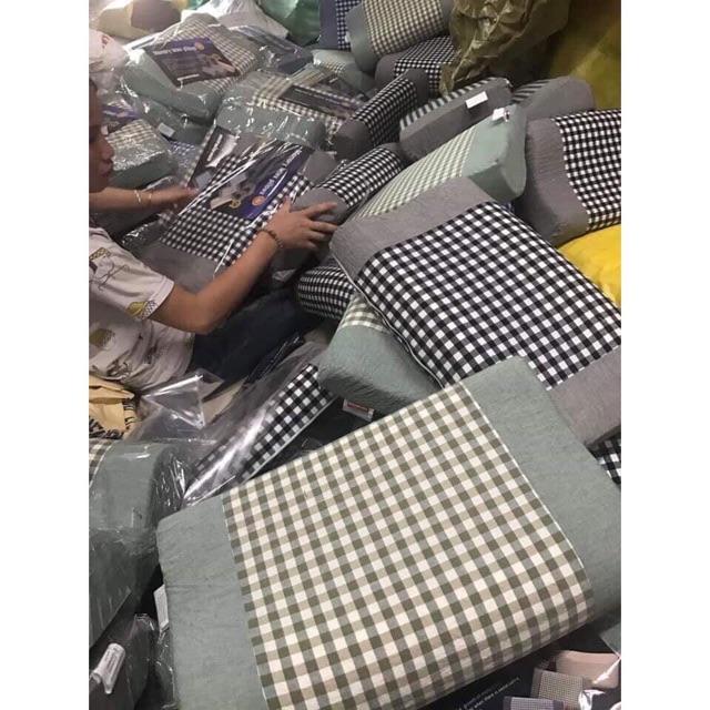 Gối cao su non người lớn loại 1 hàng đẹp màu ngẫu nhiên