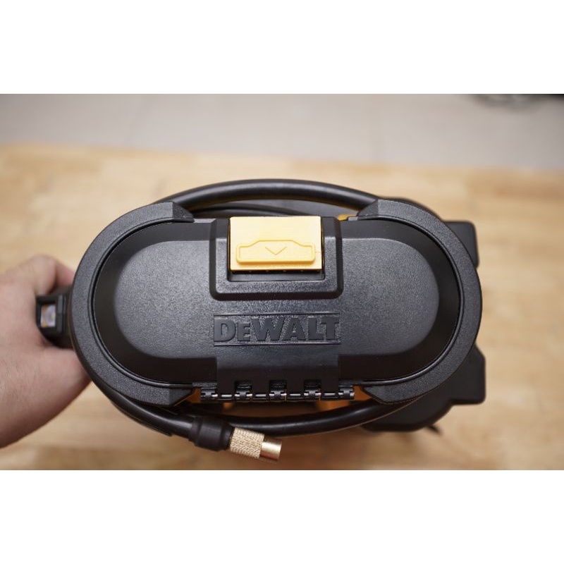 DMTT Máy Bơm Lốp Dùng Pin 20V Dewalt DCC020IB USA 🇺🇸
