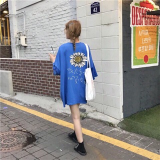 Áo thun hoa cúc form unisex