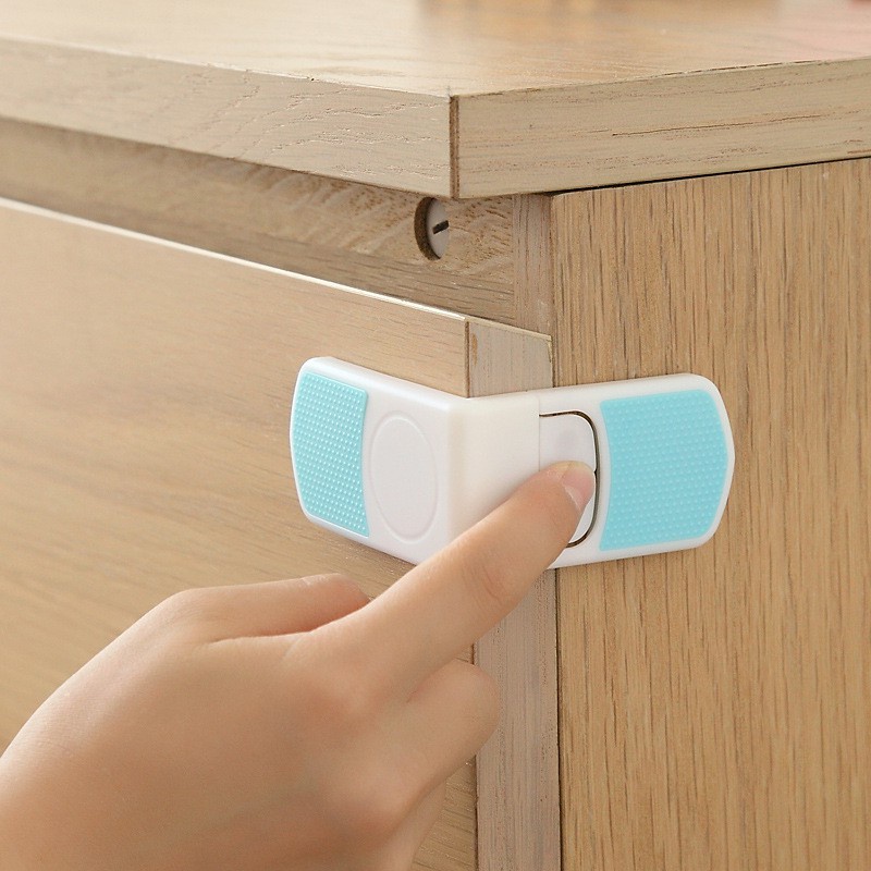 Khóa Cửa Tủ Hình Chữ L Bảo Vệ An Toàn Cho Bé