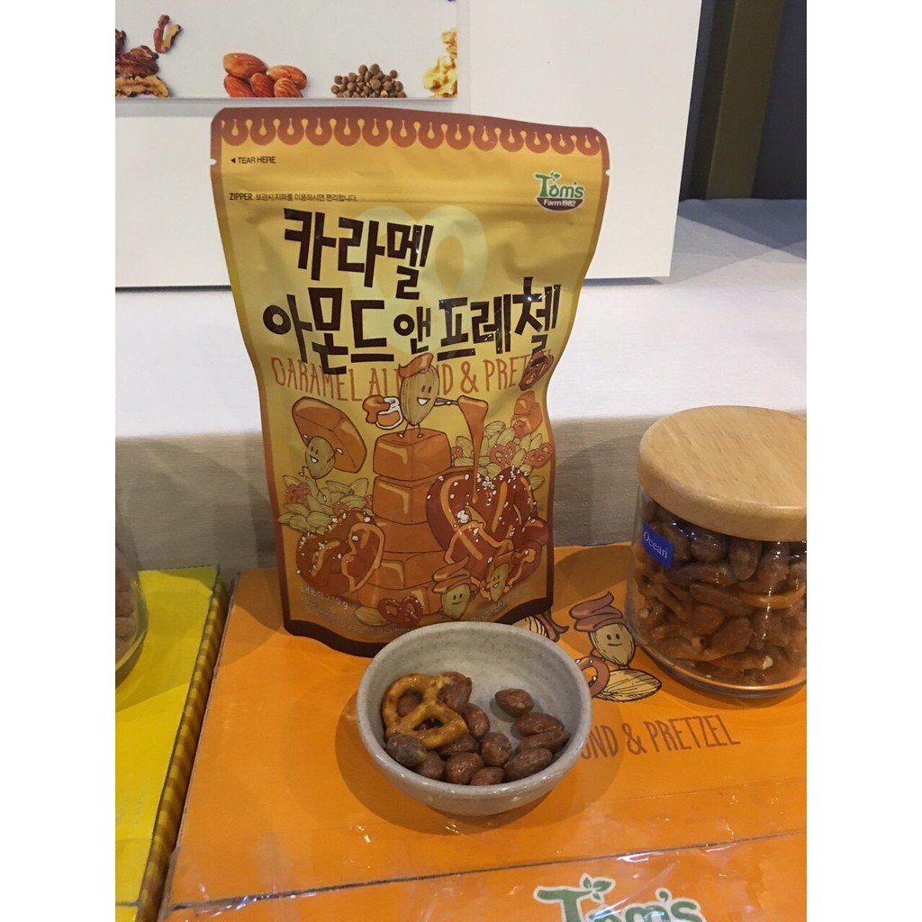 Hạnh nhân tẩm các vị hiệu Tom's Farm Hàn Quốc 210g