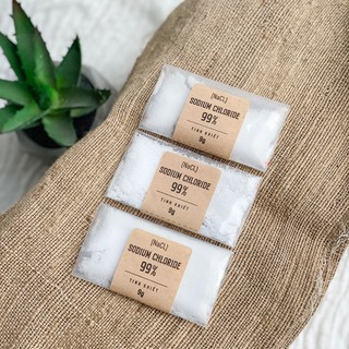Sodium Chloride 99% (Tự pha nước muối sinh lý)