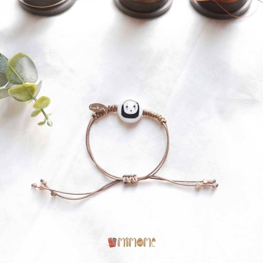 Vòng gốm dây rút hình vô diện