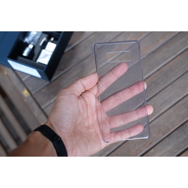 Ốp Clear cover tặng kèm theo máy Samsung Note 8