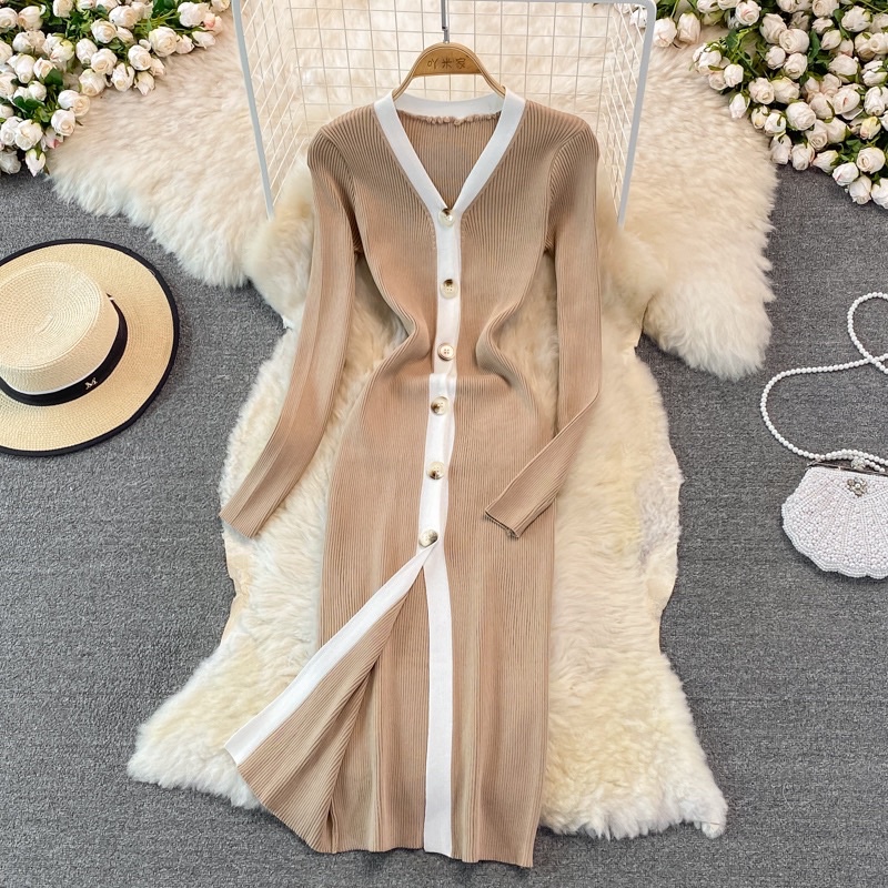 Đầm cổ V tay dài phối viền sọc trắng giữa hàng cúc, đầm body dài tay cổ tim, đầm body maxi