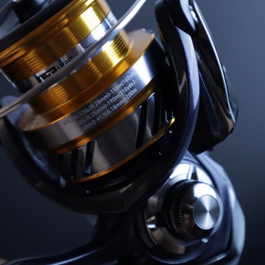 MÁY ĐỨNG CÂU LURE DAIWA REVROS LT