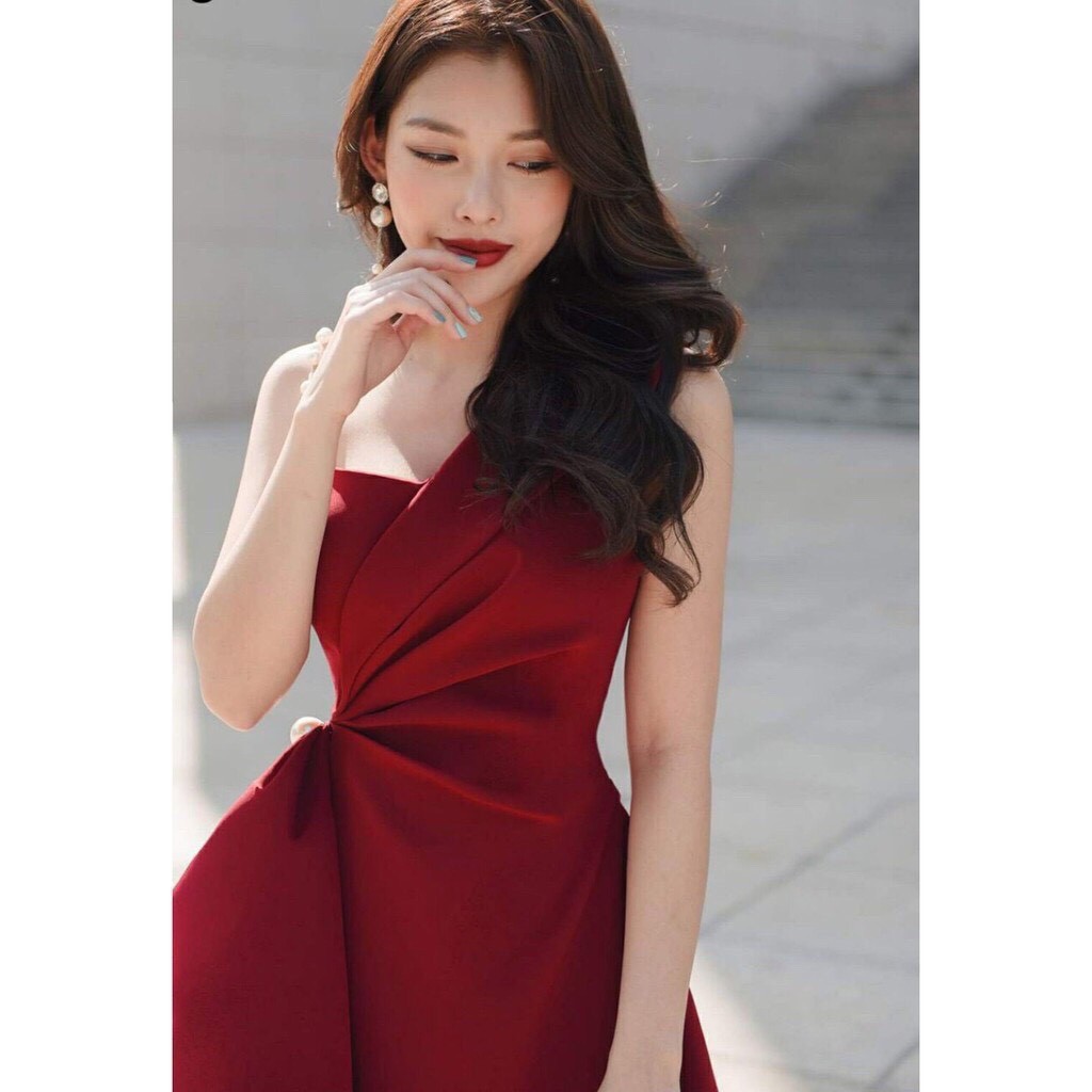Váy đỏ lệch vai dây ngọc V1349 - DVC kèm ảnh thật và video do shop tự quay tự chụp | BigBuy360 - bigbuy360.vn