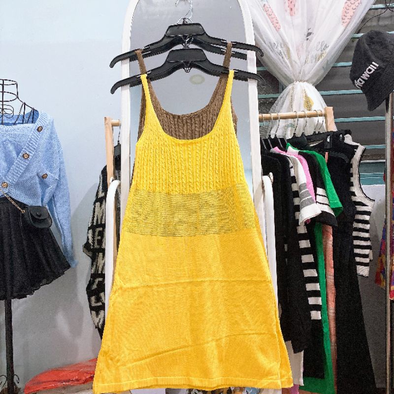 Đầm body len hai dây