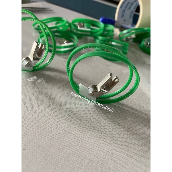 Chân vịt vòng nhựa máy 1 kim công nghiệp. cv vòng may trần bông, chạy phông rèm, may trơn nhẹ dễ chạy. không bị nhăn vặn