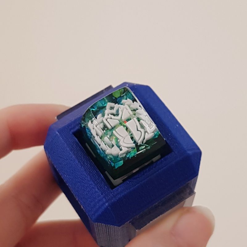 Nút Keycap SA Profile hàng R1 Azure Lane Resin Keycap - Nút bàn phím cơ trong suốt hình cá trắng đen