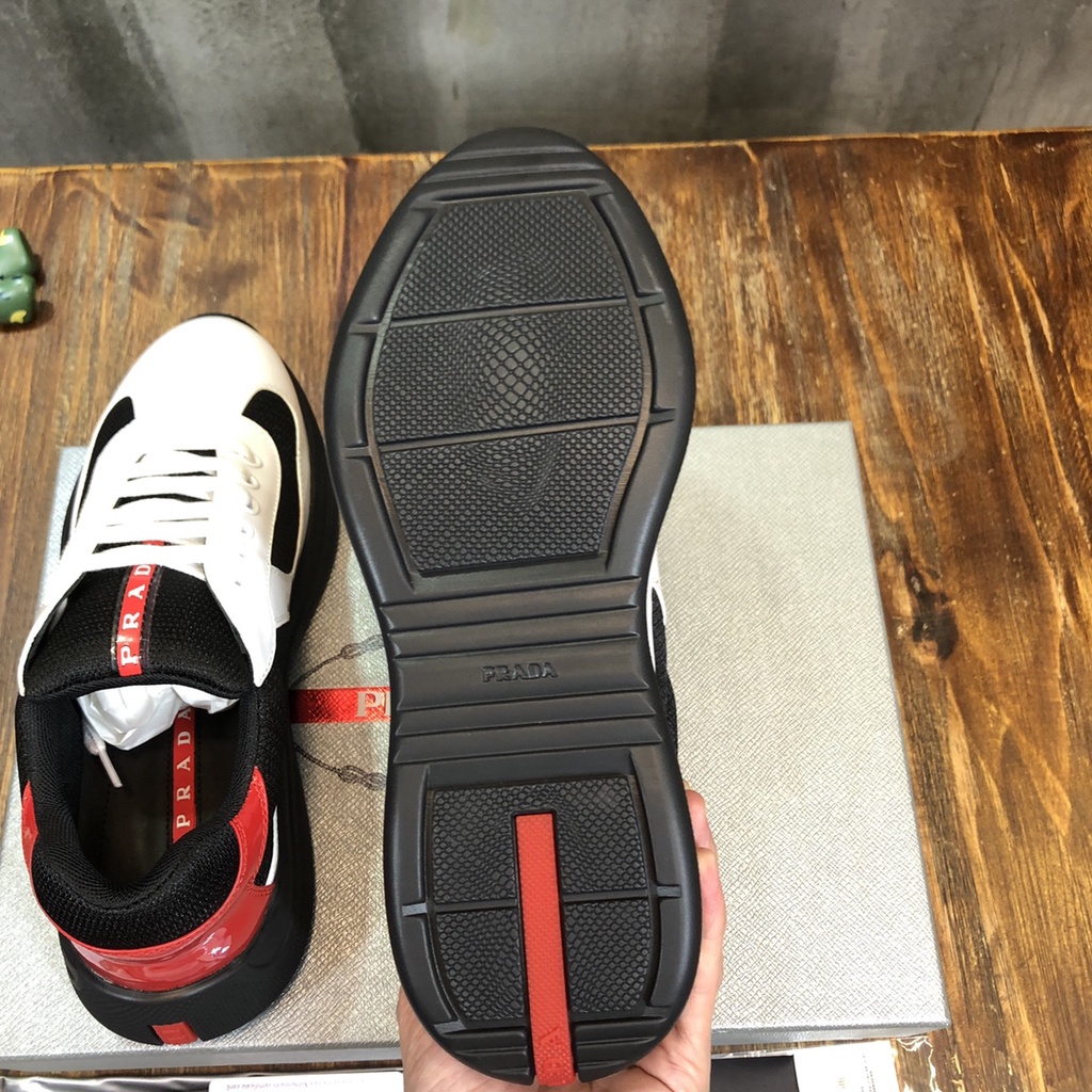 Giày thể thao nam da thật PRADA thiết kế hiện đại và trẻ trung mang đến phong cách cá tính riêng