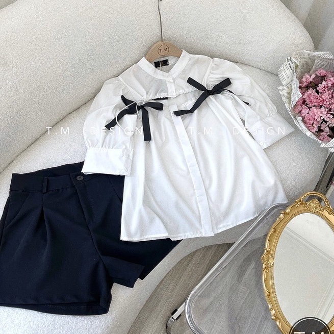Áo sơ mi nữ khoét ngực sexy, Sơ mi kiểu tay ngắn đính nơ tay bồng tiểu thư cực xinh M83 | BigBuy360 - bigbuy360.vn