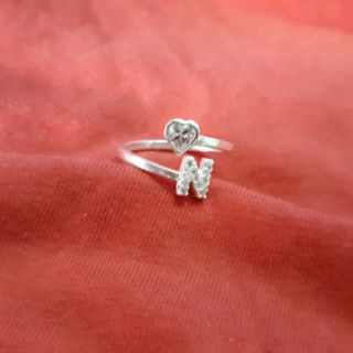 Nhẫn nữ, bạc ta, chữ cái