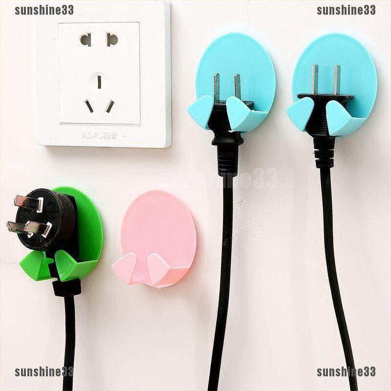 Set 2 móc gắn tường dùng giữ phích cắm điện tiện dụng
