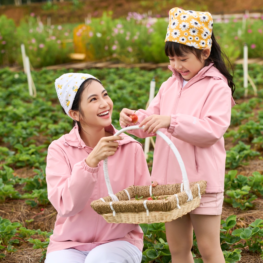 Áo khoác gió trẻ em YODY mũ có thể tháo rời trượt nước nhiều màu sắc AKK5019