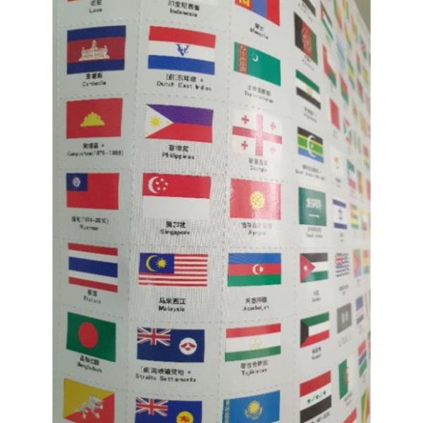 Bộ quốc kỳ gồm đầy đủ 295 lá cờ các nước và 50 bang mỹ