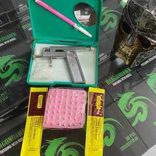 Dụng cụ bấm lỗ tai