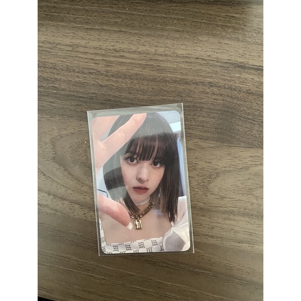 thẻ bài pre nmixx lily off