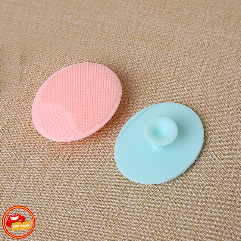 Miếng rửa và massage mặt silicon gai hình oval (RMO02)
