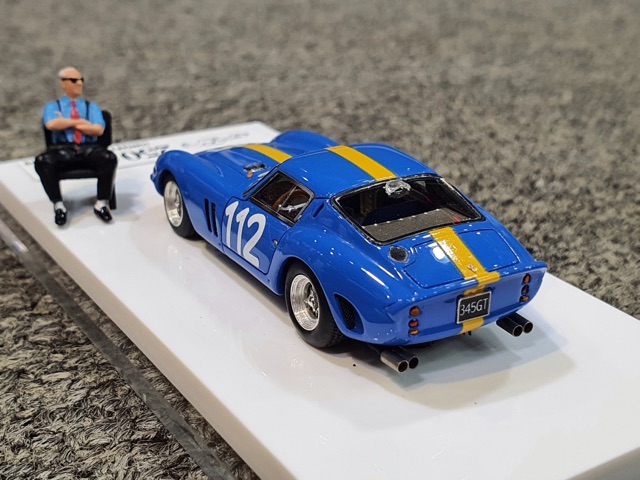 Xe Mô Hình Ferrari 250GTO Limited + Figure 1:64 ( Xanh Dương #112 )