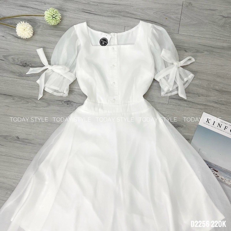 Đầm xoè tay nơ cổ vuông kt